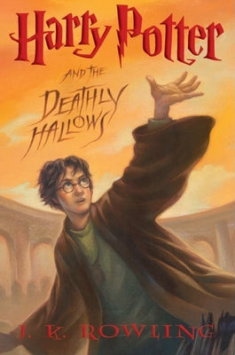 Cover Image for Harry Potter and the Deathly Hallows (Harry Potter, Book 7): Volume 7 -- J. K. Rowling, Hardcover