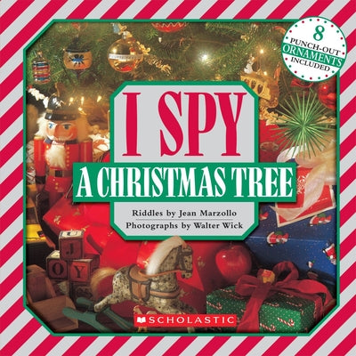 Cover Image for I Spy a Christmas Tree [With 8 Punch-Out Ornaments] -- Jean Marzollo, Hardcover