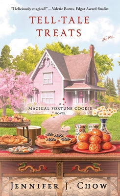 Cover Image for Tell-Tale Treats: A Magical Fortune Cookie Novel -- Jennifer J. Chow, Mass Market Paperback