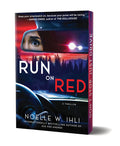 Cover Image for Run on Red: Deluxe Stenciled Edges -- Noelle West Ihli, Paperback