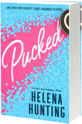 Cover Image for Pucked -- Helena Hunting, Paperback