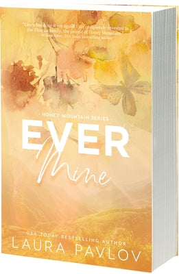Cover Image for Ever Mine: A Hockey Player Small-Town Second-Chance Romance -- Laura Pavlov, Paperback
