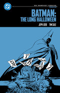 Cover Image for Batman: The Long Halloween: DC Compact Comics Edition -- Jeph Loeb, Paperback
